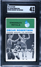 Load image into Gallery viewer, 1961-62 Fleer #61 Oscar Robertson Passes Around The Defense Sgc 4